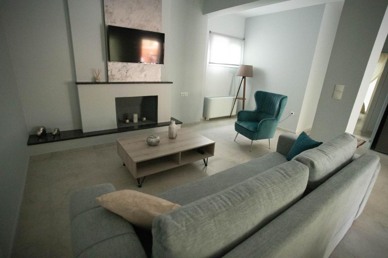 Santacara City Apartment Lefkáda エクステリア 写真