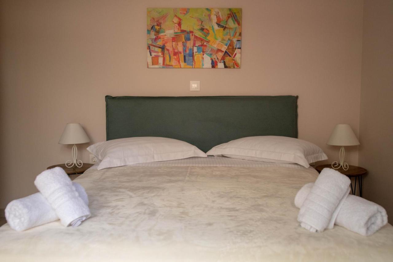 Santacara City Apartment Lefkáda エクステリア 写真