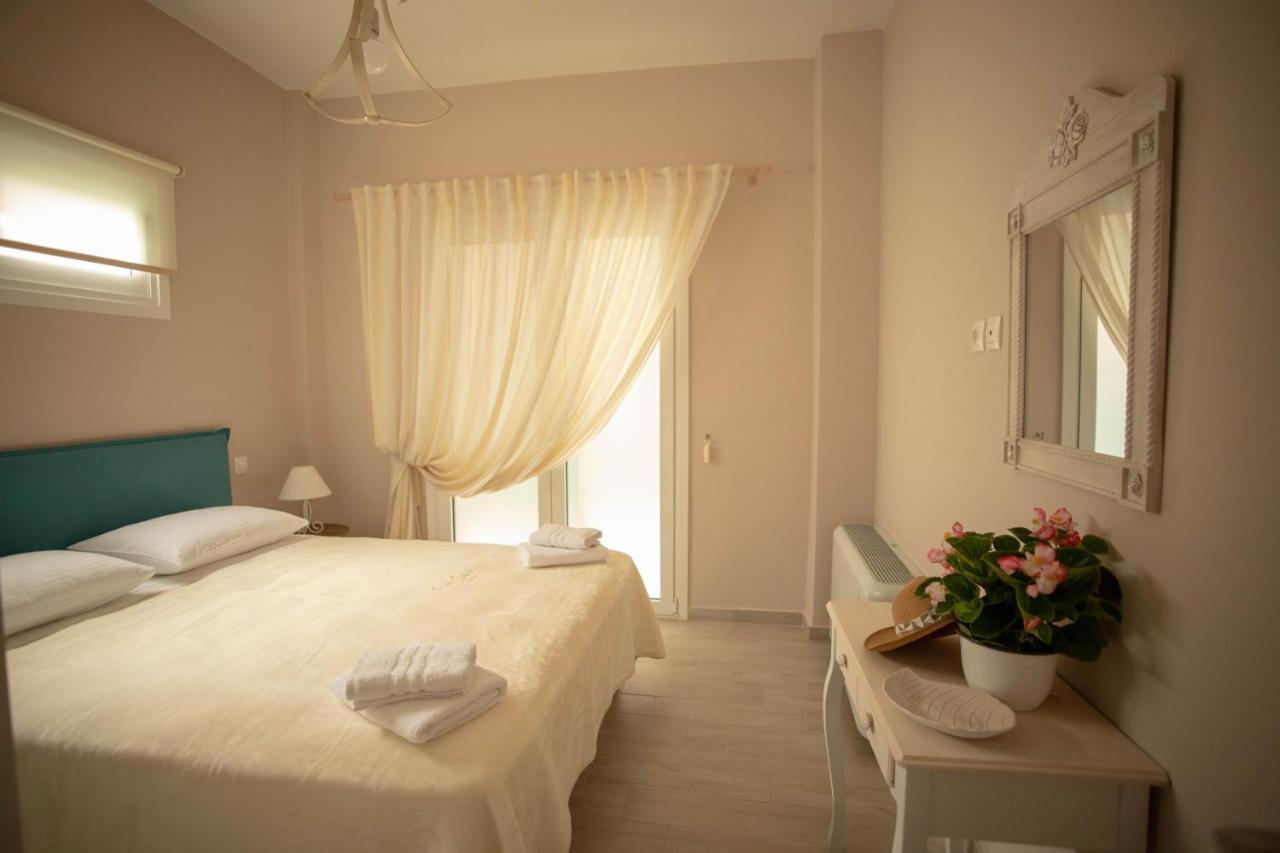 Santacara City Apartment Lefkáda エクステリア 写真
