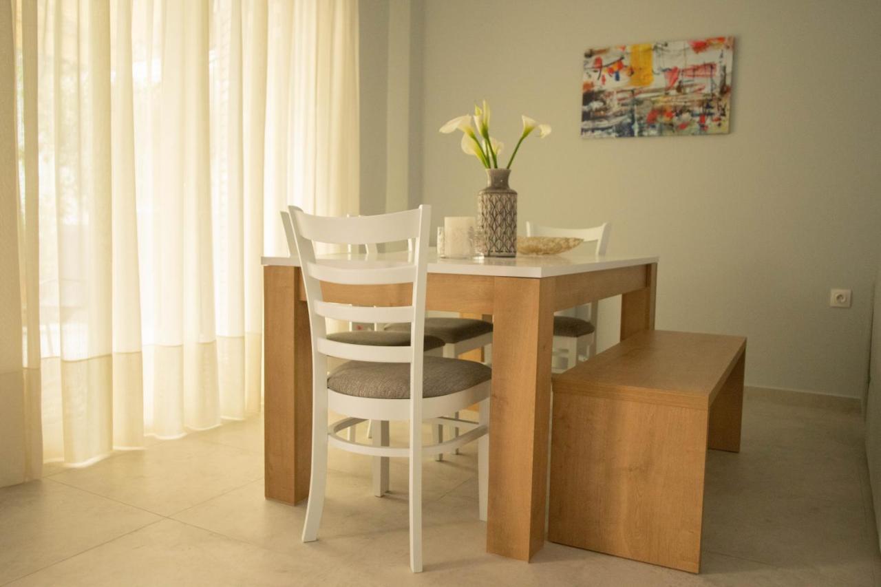 Santacara City Apartment Lefkáda エクステリア 写真
