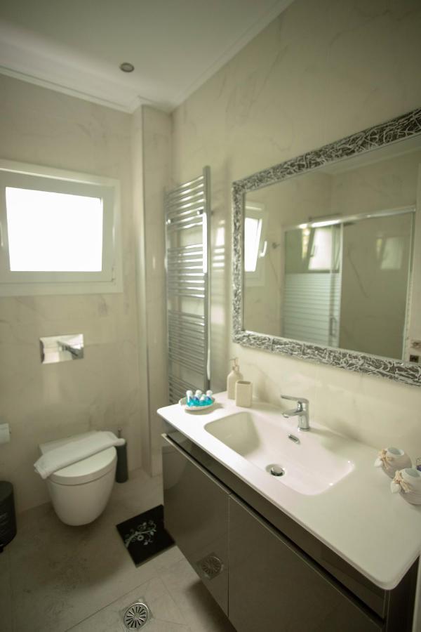 Santacara City Apartment Lefkáda エクステリア 写真
